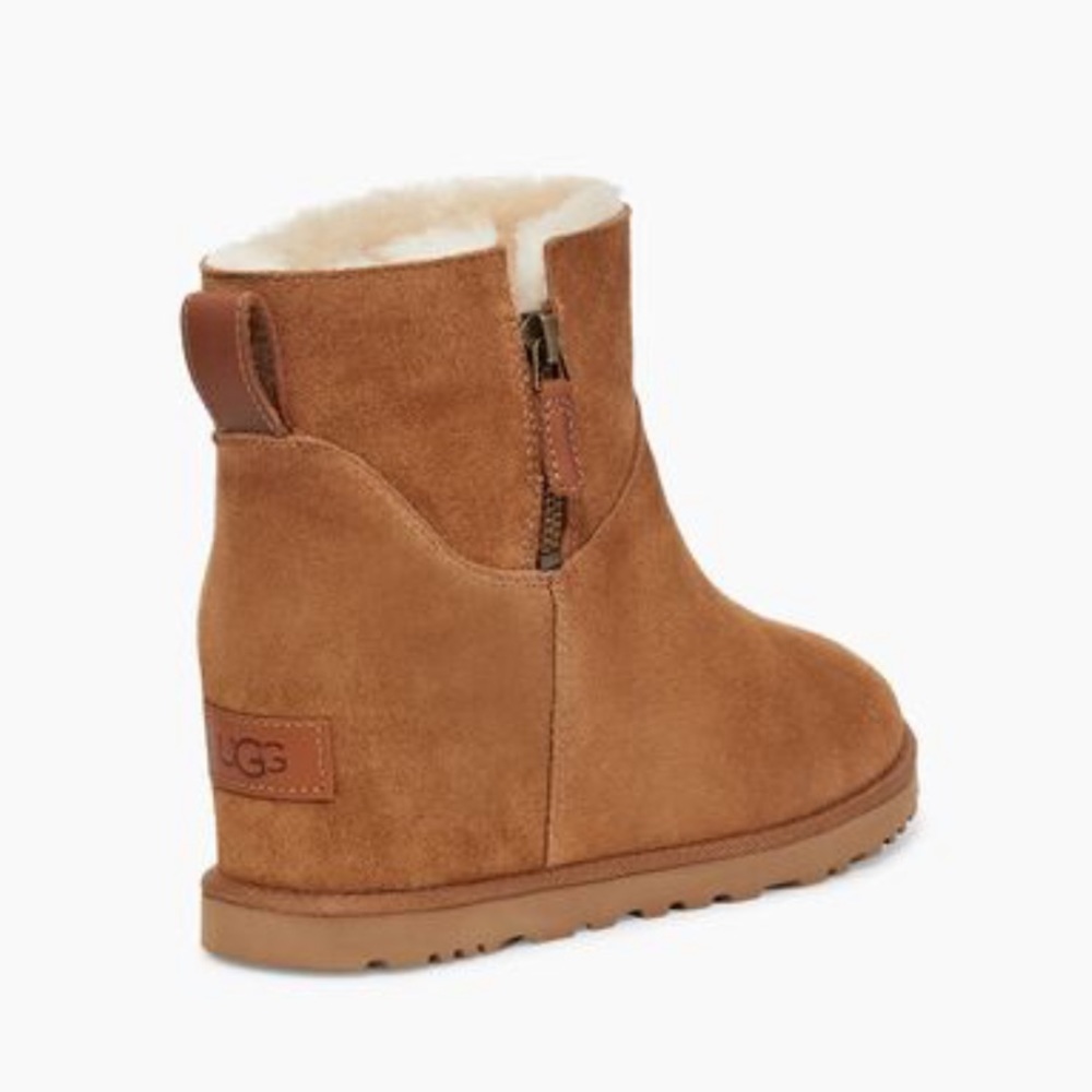 UGG | Classic Femme Zip Mini In Chestnut NEW In Box - Picture 12 of 12
